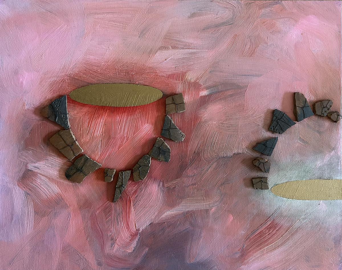 Shard bowls with golden ellipses